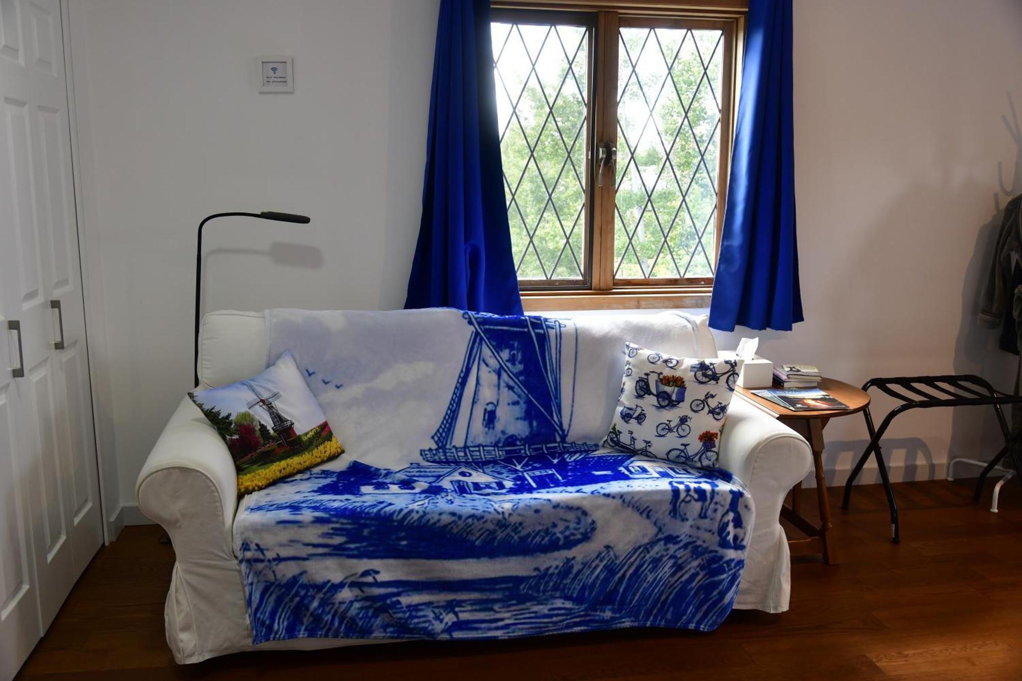 The Blue Cottage B&B Seventy Mile House Eksteriør bilde